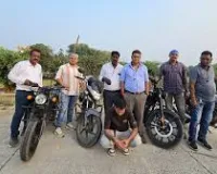 मुंबई : पुलिस ने आदतन बाइक चोर को गिरफ्तार किया, बुलेट समेत 4 मोटरसाइकिलें बरामद की