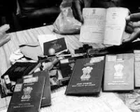 मुंबई : चार बांग्लादेशी नागरिक फर्जी पहचान दस्तावेजों का उपयोग कर अवैध रूप से रहने के आरोप में गिरफ्तार