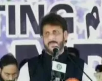 मुंबई  : AIMIM नेता वारिस पठान ने नमाज़ पर FIR और धार्मिक स्वतंत्रता पर उठाए सवाल 