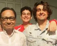 मुंबई : सोनू निगम के पिता बने 'मैंगो विला' के मालिक, मुंबई के मड आइलैंड में की ₹10 करोड़ की बड़ी डील