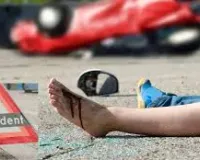 मुंबई : चालक ने कार से स्कूटर को टक्कर मारी, एक दंपति घायल