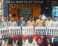 मुंबई पुलिस की बड़ी कार्रवाई: मोबाइल चोरी करने वाला अंतरराज्यीय गैंग पकड़ा, 52 फोन बरामद