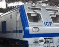 मुंबई : इस रूट पर पहली बार एसी लोकल ट्रेन चलेगी, जानिए सभी डिटेल