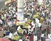 मुंबई : जांच करें कि क्या मुंबई की सड़कों पर बांग्लादेशी प्रवासी फेरी लगा रहे हैं, कानून के अनुसार कार्रवाई करें: हाईकोर्ट ने BMC और पुलिस को निर्देश दिया