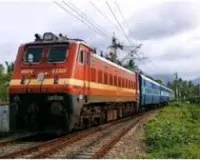 सूरत : अब लोकल ट्रेनों में भी मिलेगी मेल-एक्‍सप्रेस जैसी सुविधाएं, इन शहरों से होगी शुरुआत