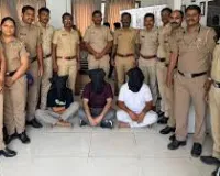 ठाणे : सड़क किनारे खड़े टेंपो से 6.6 लाख के बैन गुटखा और तंबाकू प्रोडक्ट्स ज़ब्त