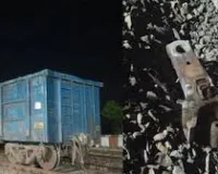 मुंबई: मालगाड़ी दो हिस्सों में बंटी, सतना-प्रयागराज रूट बाधित, मुंबई-हावड़ा मेल के यात्री घंटों तक फंसे रहे