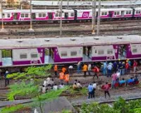 मुंबई : सेंट्रल और वेस्टर्न रेलवे पर आज नाइट ब्लॉक, जानें कौन सी लोकल ट्रेनें होंगी प्रभावित, देखें शेड्यूल