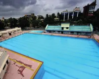 चेंबूर में BMC स्विमिंग पूल एक महीने से बंद, लीकेज और पानी कटौती से नाराज हुए निवासी
