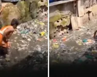 मुंबई: वडाला में बच्चों से नाले की सफाई कराने का आरोप, वायरल वीडियो के बाद मचा बवाल