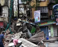 मुंबई के भायखला में पुरानी इमारत का हिस्सा ढहा, डिमोलिशन के दौरान हुआ हादसा, कोई हताहत नहीं
