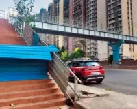 विक्रोली फुट ओवर ब्रिज में देरी पर यात्रियों का सवाल, मंजूरी का इंतजार जारी