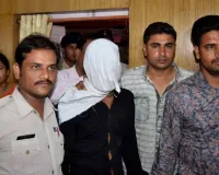 मुंबई : 7 साल की बच्ची से दरिंदगी, भड़का लोगों का गुस्सा, थाने का घेराव कर आरोपी के लिए मांगी फांसी
