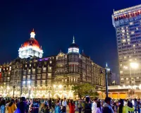मुंबई : ताज होटल को बीएमसी ने थमाया ₹22 करोड़ का नोटिस, 26/11 हमले के बाद से बाहर लगे बैरिकेड्स का है बिल