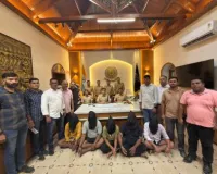 मुंबई : 2 साल से बुनी जा रही थी जुहू के कारोबारी परिवार के कत्ल की साजिश, गार्ड की हत्या ने खोल दिया राज