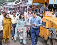 मुंबई:  एक्शन मोड में BMC कमिश्नर अश्विनी भिड़े, तीन घंटे चलीं पैदल, मुंबई में 320 KM फुटपाथ होगा साफ