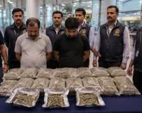मुंबई एयरपोर्ट कस्टम्स ने इंटरनेशनल ड्रग सिंडिकेट का भंडाफोड़ किया, 19 साल के लड़के को 16किलो हाइड्रोपोनिक वीड के साथ अरेस्ट किया