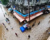 भिवंडी में भारी बारिश से तबाही, कामवारी नदी खतरे के निशान के ऊपर