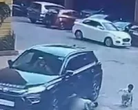 मुंबई : तेज रफ्तार कार ने लड़के को कुचला, 9 साल के अंश की छाती से गुजरी गाड़ी, बांद्रा में दिल दहला देने वाली घटना