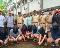 मुंबई: एडमिशन के नाम पर ठगी, 10 इंजीनियर गिरफ्तार