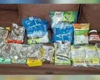 मुंबई एयरपोर्ट पर बड़ी कार्रवाई...  दूध पाउडर और न्यूटेला में छिपाकर लाया जा रहा 14.81 करोड़ का सोना जब्त, 3 गिरफ्तार