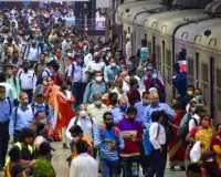 मुंबई : लालबाग जाना हो या चिंतामणि, स्टेशनों पर भीड़ संभालने के लिए मध्य रेलवे तैयार, बनाया ये प्लान