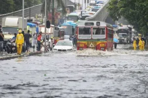 मुंबई अगले 48 घंटे बारिश मचाएगी ‘तबाही’, हाईटाइड का भी अलर्ट