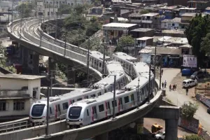 मुंबई के कांदिवली में मेट्रो साइट पर गार्डर गिरने से एक व्यक्ति की मौत