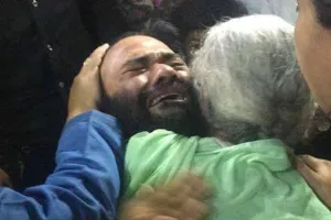 इलाहाबाद उच्च न्यायालय  द्वारा डॉक्टर कफील की हिरासत रद्द करते हुए उन्हें  तत्काल प्रभाव से रिहा करने का आदेश दिया