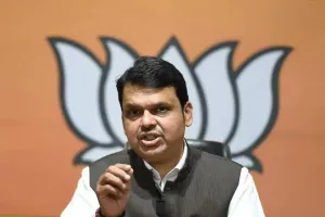 देवेंद्र फडणवीस ने कहा दो दिन का मानसून सत्र आयोजित कर जन सरोकार के मुद्दों से भाग रही महाराष्ट्र सरकार