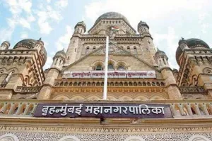 मुंबई में बीएमसी ने 407 जीर्ण-शीर्ण इमारतों की पहचान की