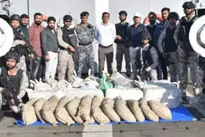 भारतीय नौसेना की मदद से NCB ने 2000 करोड़ रुपये के 800 किलोग्राम ड्रग्स बरामद किए