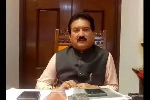 आयकर विभाग ने शिवसेना पार्षद और बृहन्मुंबई नगर निगम की स्थायी समिति के अध्यक्ष  यशवंत जाधव के परिसरों की तलाशी ली