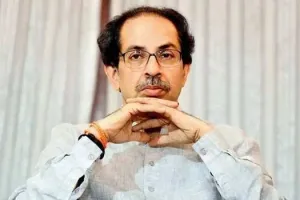 सीएम उद्धव ठाकरे ने दिया इस्तीफा