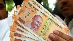 कल्याण के विश्राम गृह पर पुलिस ने मारा छापा, 200 रुपये के दो लाख रुपये के नोट बरामद