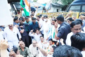 मनी लॉन्ड्रिंग के मामले में  सोनिया गांधी के खिलाफ ईडी की कार्रवाई के विरोध में कांग्रेस ने किया प्रदर्शन