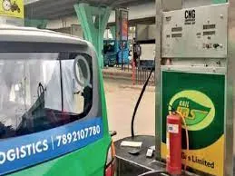 CNG महंगी होने के बाद अब ऑटो-टैक्सी यूनियन ने की किराए में बढ़ोतरी की मांग