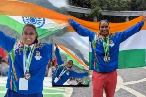 ठाणे पुलिस नायक शीतल मल्लिकार्जुन खरातमाल ने अंतर्राष्ट्रीय बेल्ट और मास्क कुश्ती चैंपियनशिप जीती