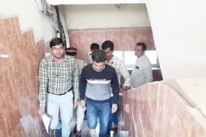 56 दुकानों का शटर तोड़कर चोरी करने वाला मास्टर चोर को बोरीवली पुलिस ने किया गिरफ्तार...
