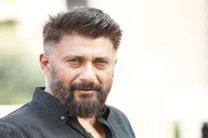 फिल्म निर्देशक विवेक अग्निहोत्री ने अयान मुखर्जी और करण जौहर पर साधा निशाना... इन्हें 'ब्रह्मास्त्र' बोलना भी नहीं आता...'