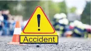मुंबई-अहमदाबाद राष्ट्रीय राजमार्ग पर दो वाहनों की टक्कर में 3 लोगों की मौत, 2 घायल...