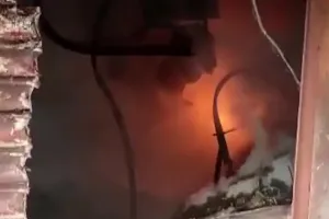 कुर्ला में गोदाम में लगी आग... आठ दमकल वाहन मौके पर