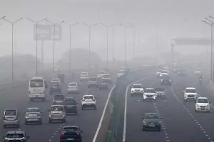 देश की आर्थिक राजधानी मुंबई की तुलना में दिल्ली की वायु गुणवत्ता अच्छी...