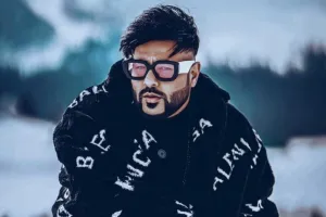 बादशाह ने गाया कला चश्मा गाना,  खुद को रोक नहीं पाए MS धोनी समेत ये क्रिकेटर्स...