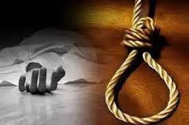 चुनाभट्टी इलाके के एक हॉस्टल में फंदे से लटका मिला छात्र का शव, परिवार ने लगाया हत्या का आरोप