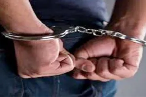 महाराष्ट्र के लातूर जिले में बैंक से 22.87 करोड़ रुपये के कथित गबन के आरोप में दो लोग गिरफ्तार 