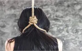 20 वर्षीय विवाहिता ने ठाणे में पंखे से लटककर की आत्महत्या... पुलिस ने शुरू की जांच