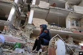 भूकंप से ईरान में भारी तबाही... पीड़ितों के लिए बनाए गए 18 अस्थायी आश्रय स्थल