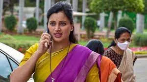 मुंबई के शिवडी अदालत से नवनीत राणा को झटका... जानें क्या है मामला