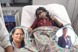 ठाणे रेलवे स्टेशन के पास लोकल ट्रेन में 19 वर्षीय युवती को आया अटैक...दो महिला टीसी ने बचाई जान!